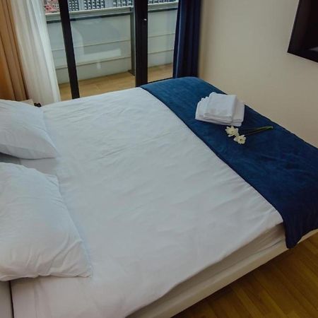 Orbi City Twin Towers Apartment Batumi Exterior photo